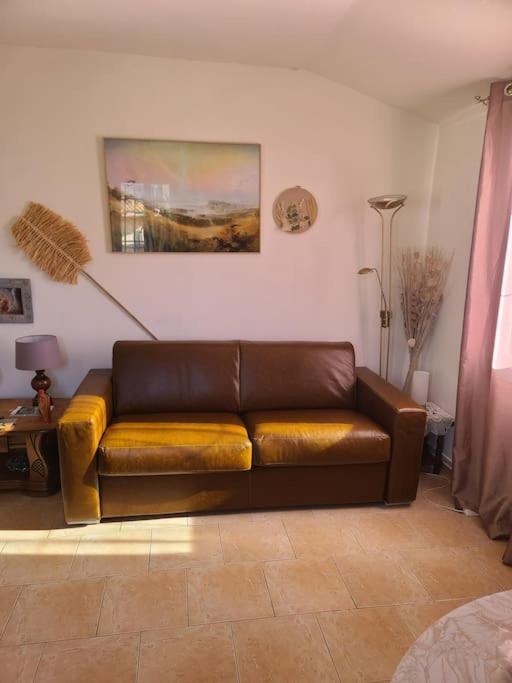 Апартаменти De 1 A 6 Avec Terrasse Solarium, Vue Panoramique Et Parking Gratuit Грасс Екстер'єр фото