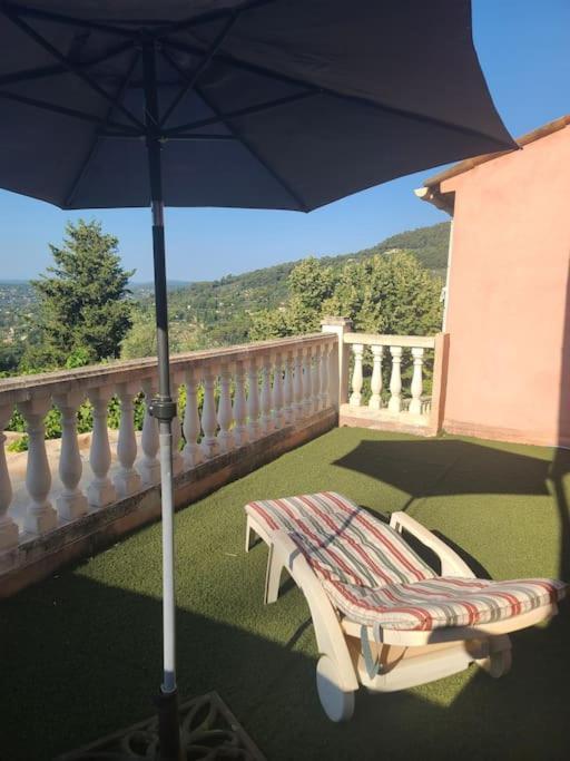 Апартаменти De 1 A 6 Avec Terrasse Solarium, Vue Panoramique Et Parking Gratuit Грасс Екстер'єр фото